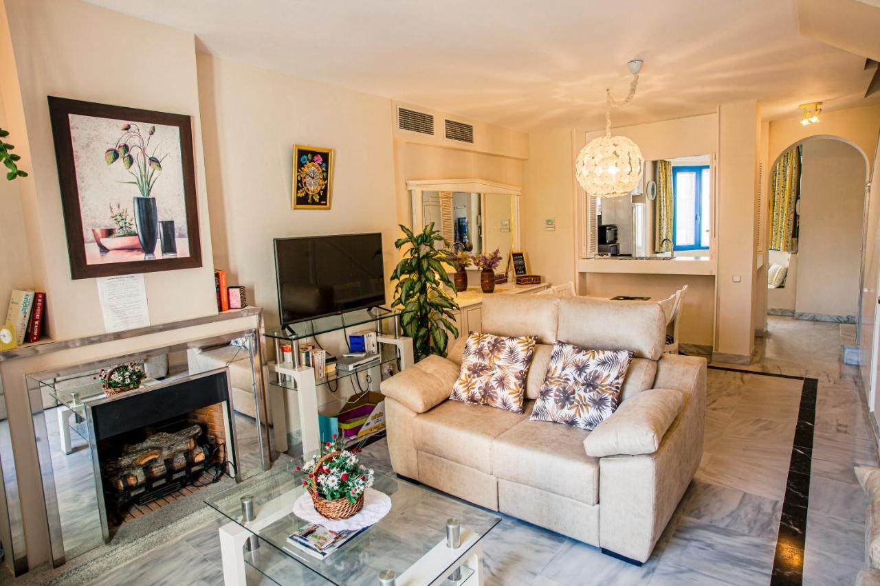 Duplex Apartment On The Beach 71 Marbella Kültér fotó