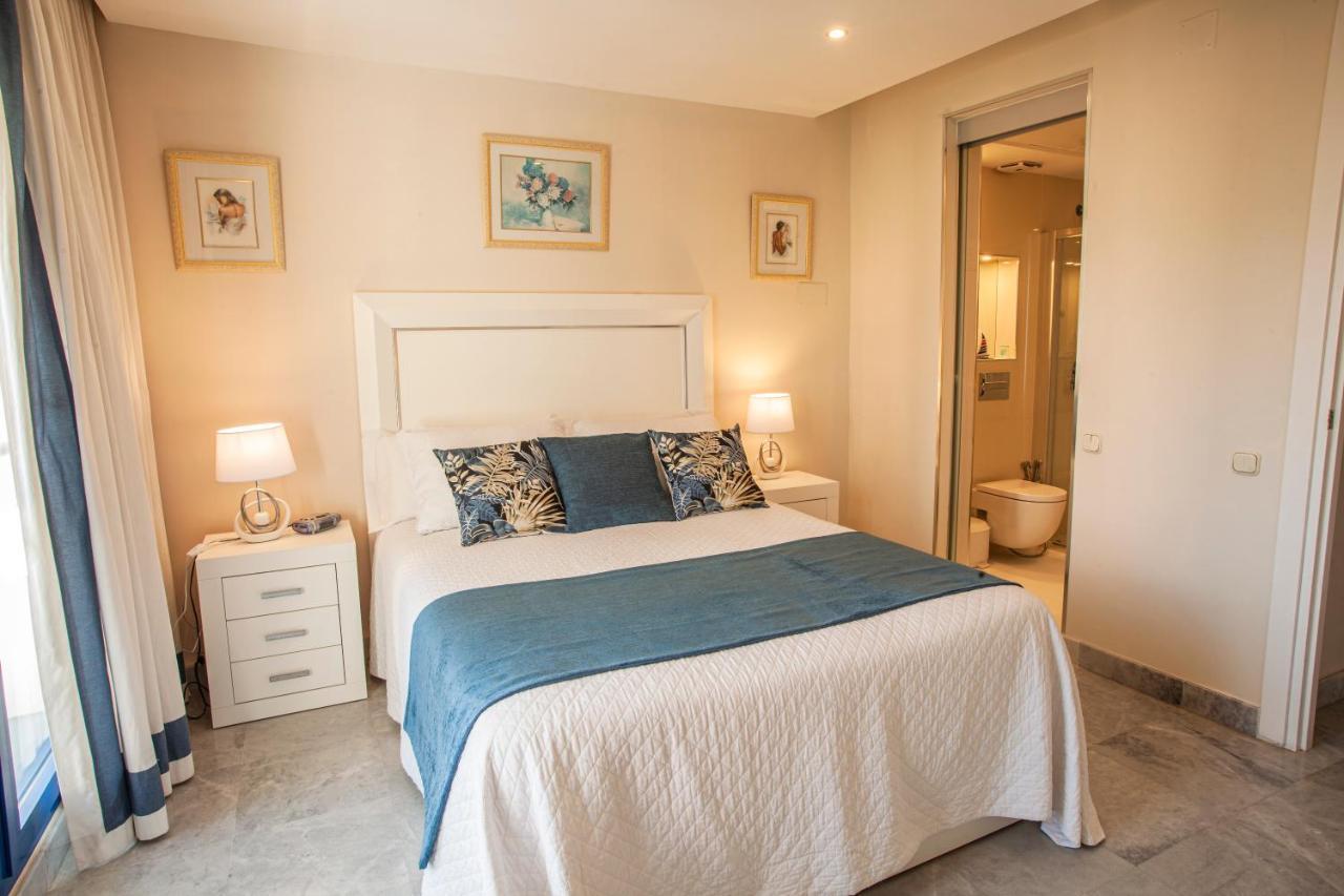 Duplex Apartment On The Beach 71 Marbella Kültér fotó
