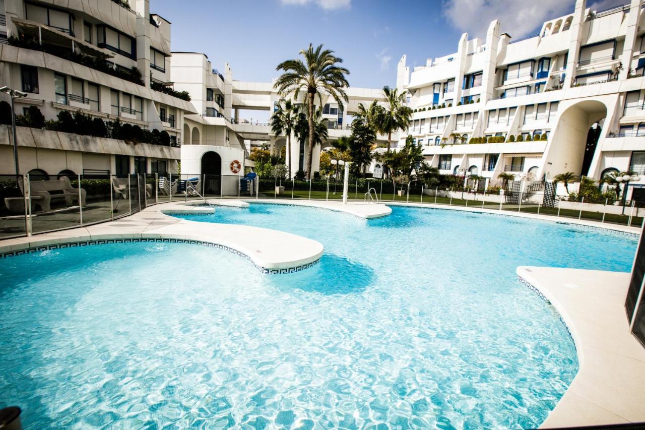 Duplex Apartment On The Beach 71 Marbella Kültér fotó