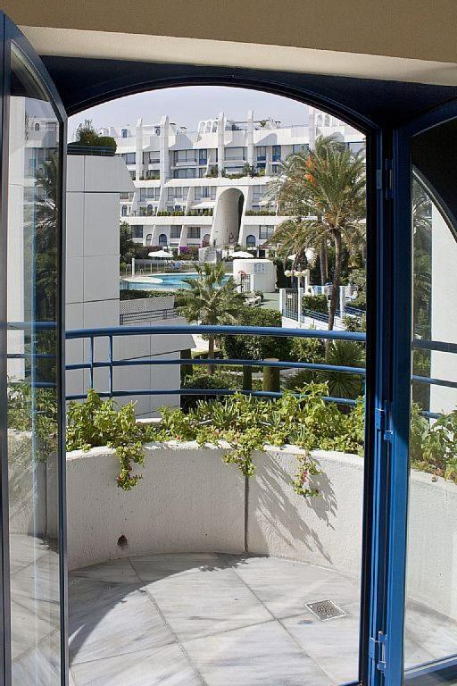 Duplex Apartment On The Beach 71 Marbella Kültér fotó